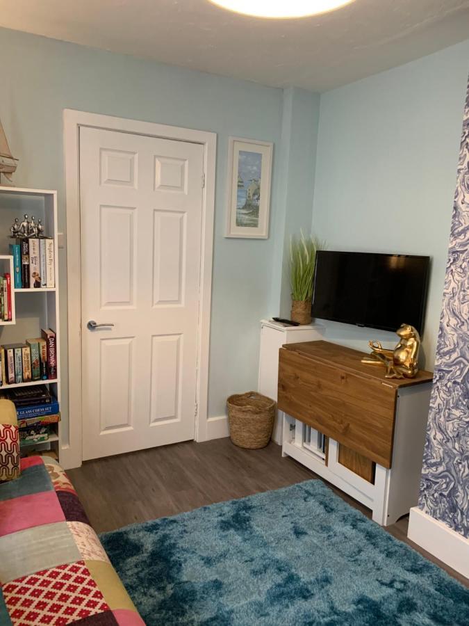 Ground Floor * Exmouth